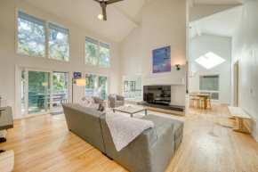280 Saltmeadow Cove